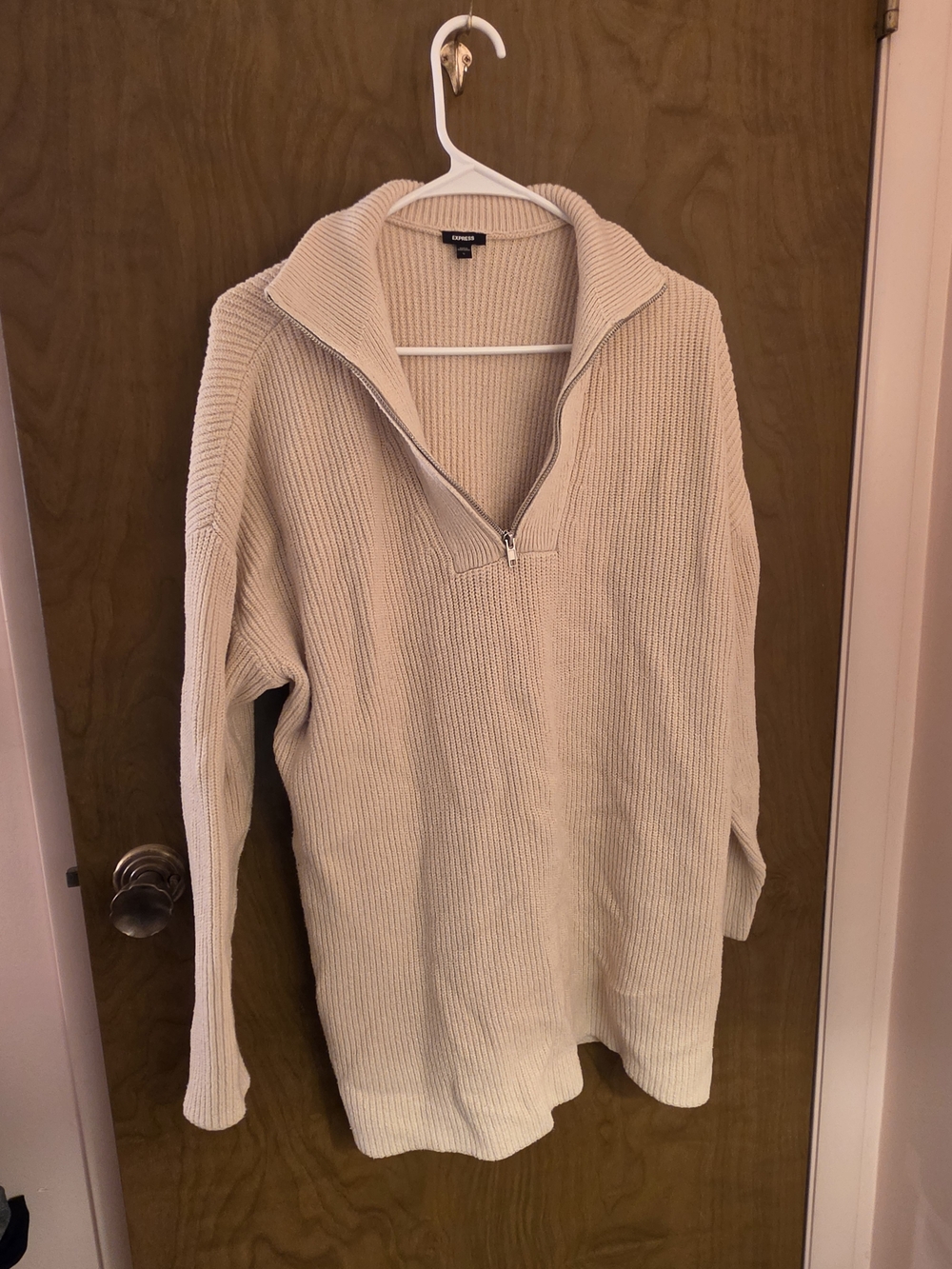 Express Women’s Cream Half-Zip Ribbed Sweater Size Large
